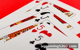 沙巴体育官网：真人桌游与老虎机游戏的体验重构——动态策略与概率博弈深度解析
