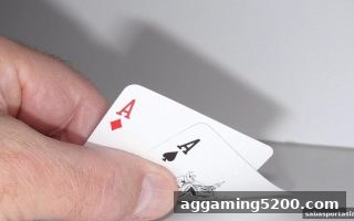 沙巴体育官网：德州扑克策略与支付整合指南——高手进阶之路